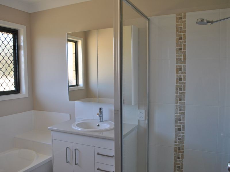 114/ Leichhardt Drive, Gracemere QLD 4702