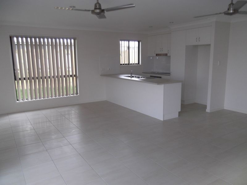 3 Wakim Close, Gracemere QLD 4702