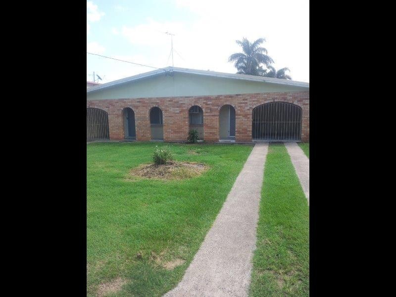 2/19 Hogan Street, Park Avenue QLD 4701