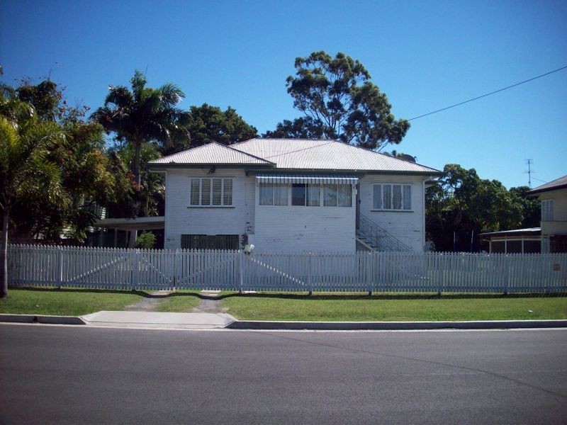 9 Thackeray Street, Park Avenue QLD 4701