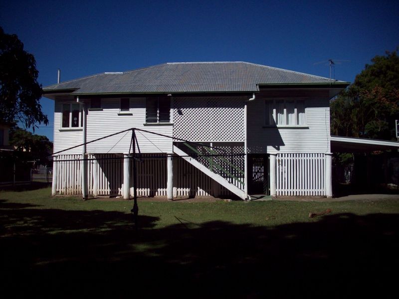 9 Thackeray Street, Park Avenue QLD 4701
