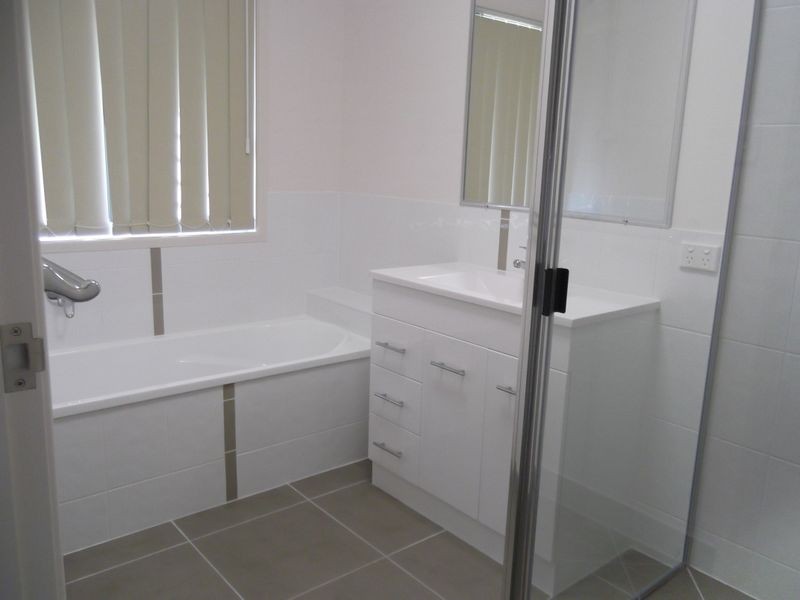 17 Justin Street, Gracemere QLD 4702