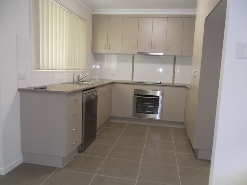 17 Justin Street, Gracemere QLD 4702