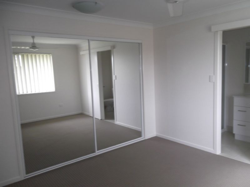 4 Jane Crescent, Gracemere QLD 4702