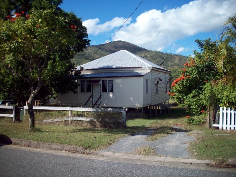 6 Mackay Street, Lakes Creek QLD 4701