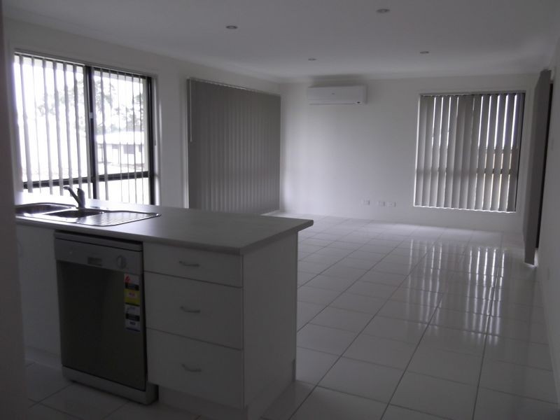 18 Amy Street, Gracemere QLD 4702