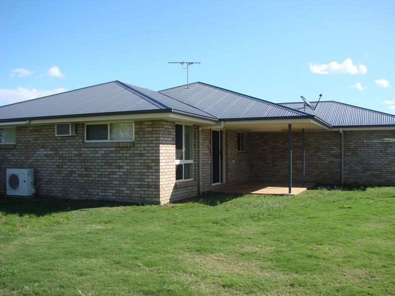 20 William Close, Gracemere QLD 4702