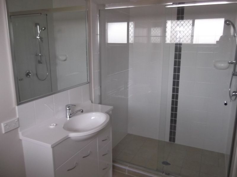 13 Thomas Street, Gracemere QLD 4702
