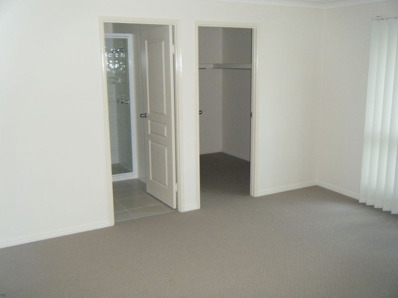 46 Lucas Street, Gracemere QLD 4702