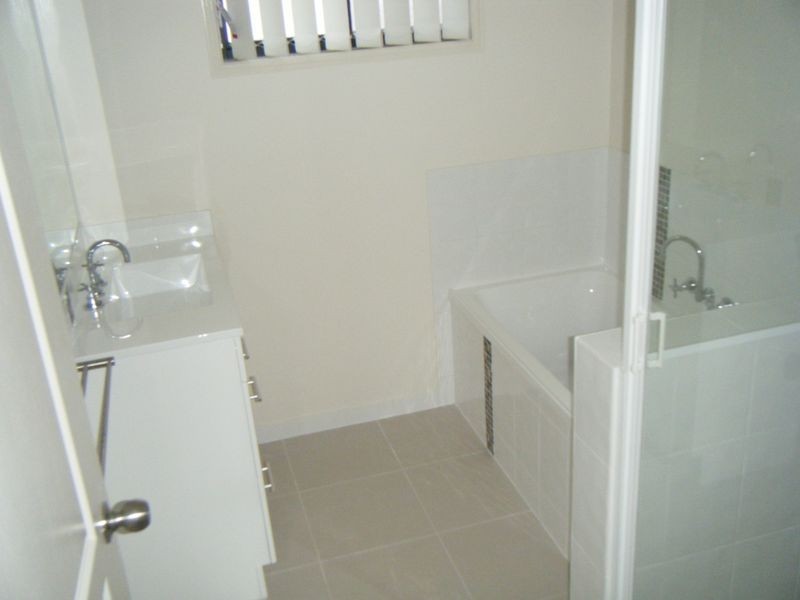 46 Lucas Street, Gracemere QLD 4702