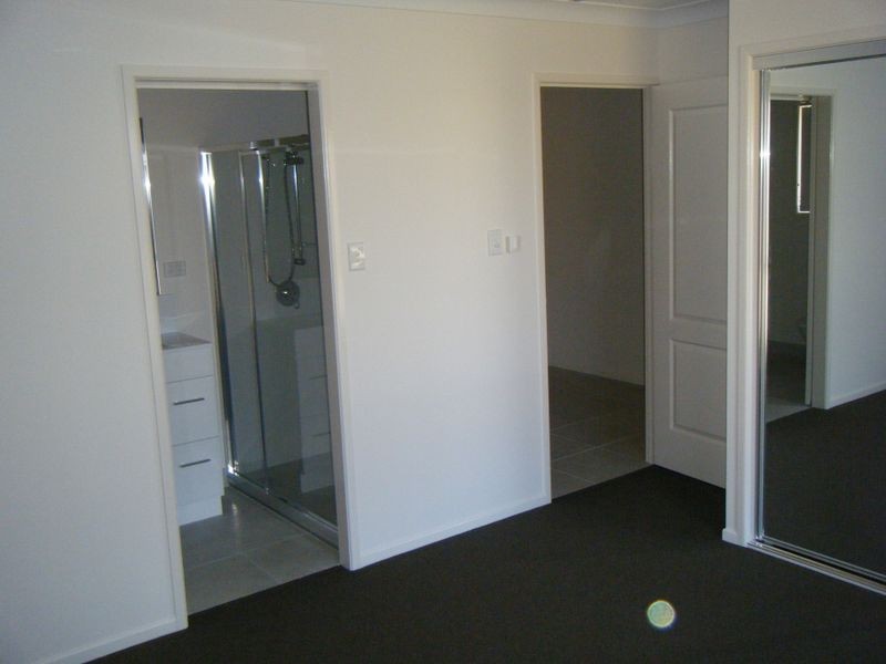 25 Kerrie Meares Crescent, Gracemere QLD 4702