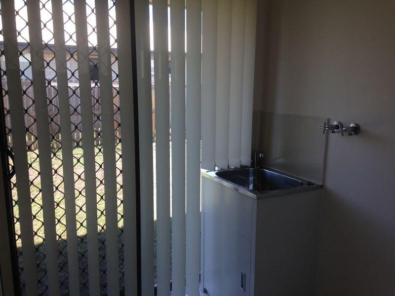 16 Owen Avenue, Gracemere QLD 4702