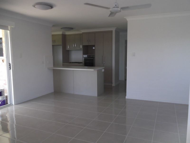 33 Burke and Wills Drive, Gracemere QLD 4702