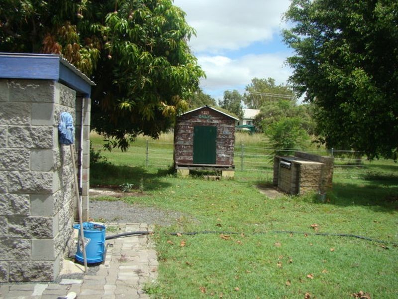 47 Langmorn Street, Raglan QLD 4697