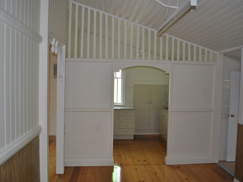 121 Spike Street, Berserker QLD 4701