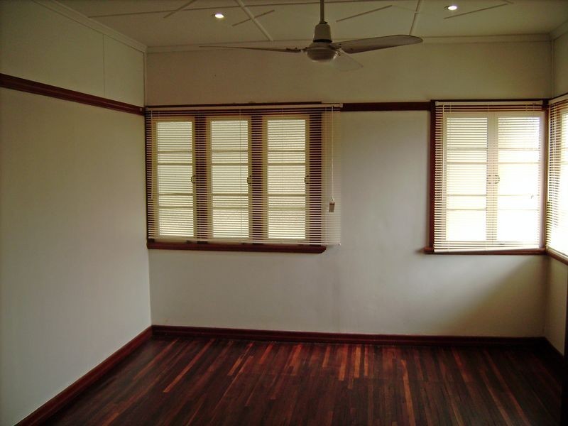 42 Lucas Street, Berserker QLD 4701