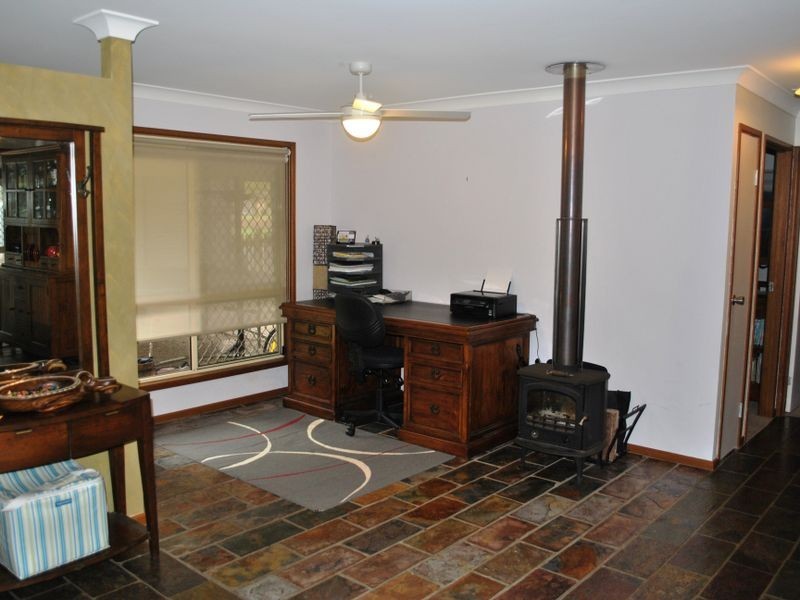 11 Kavanagh Crescent, Koongal QLD 4701