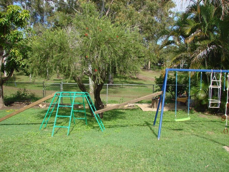 11 Kavanagh Crescent, Koongal QLD 4701