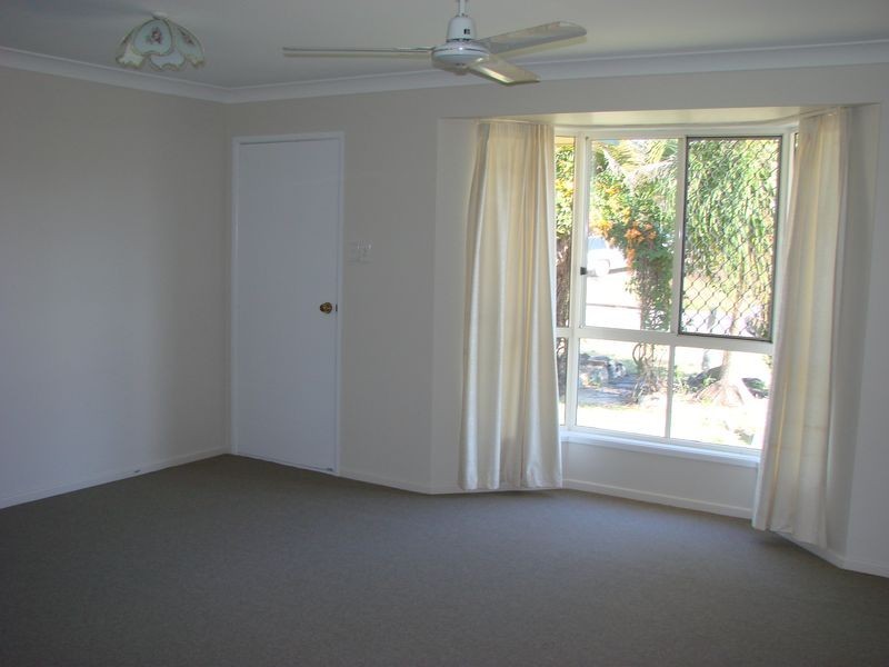 13 Rosewood Avenue, Gracemere QLD 4702