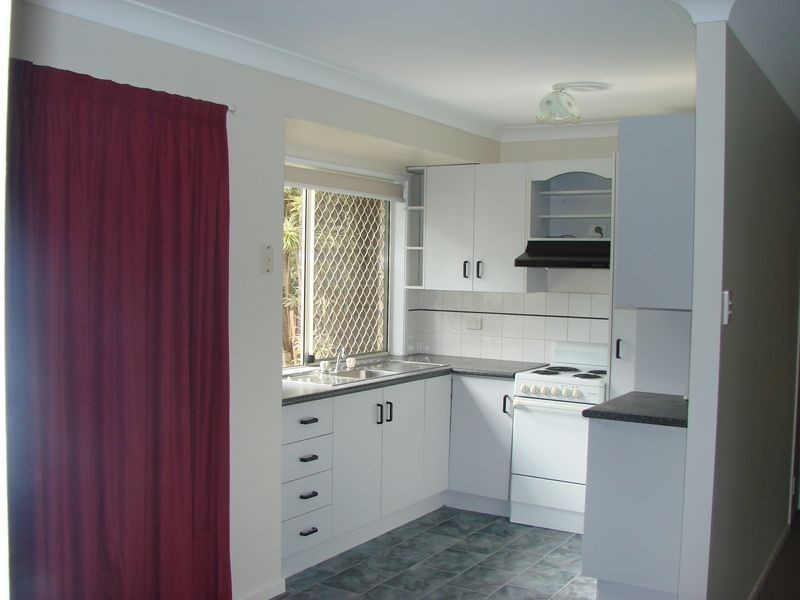 13 Rosewood Avenue, Gracemere QLD 4702