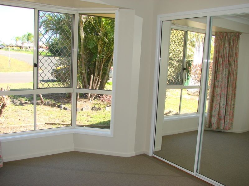 13 Rosewood Avenue, Gracemere QLD 4702