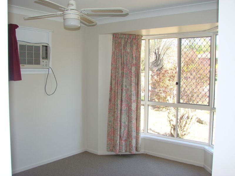 13 Rosewood Avenue, Gracemere QLD 4702