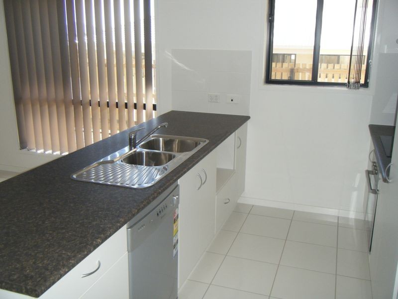 105 James Street, Gracemere QLD 4702