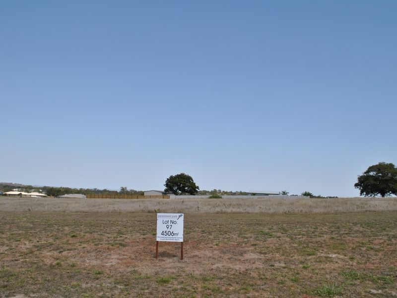 97 Trinity Avenue Paramount Park Estate, Rockyview QLD 4701