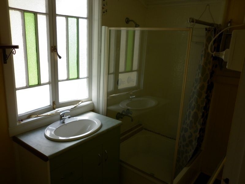18 Brighton Street, Berserker QLD 4701