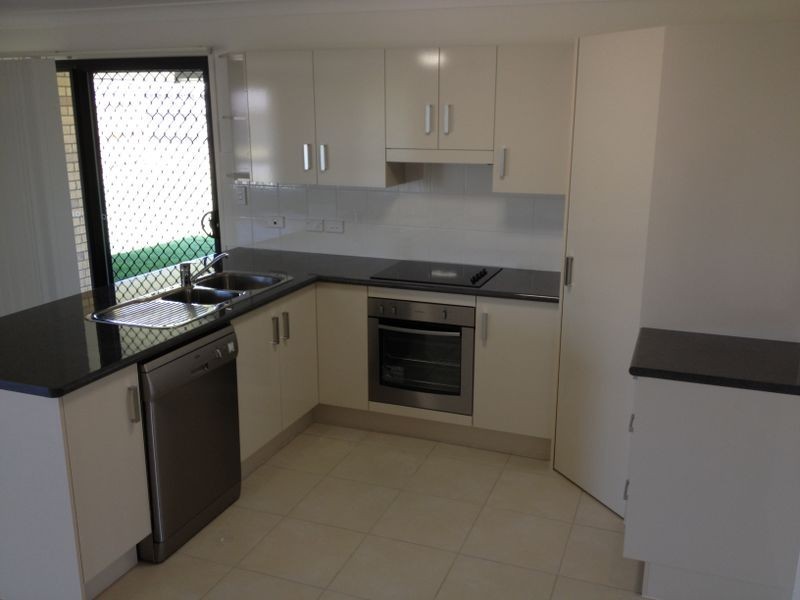 9 Press Court, Gracemere QLD 4702