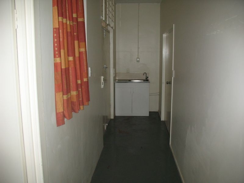 2/100 Denham Street, Rockhampton City QLD 4700