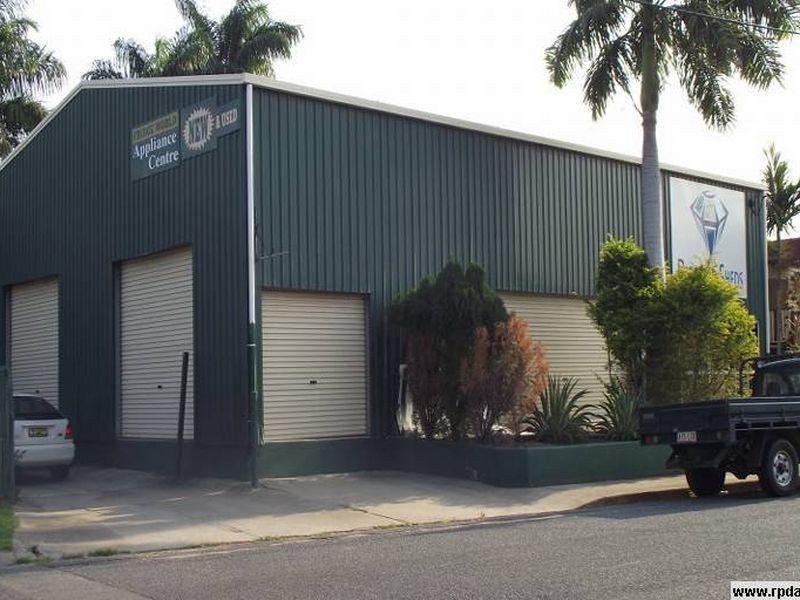 38-40 Brown Street, Berserker QLD 4701