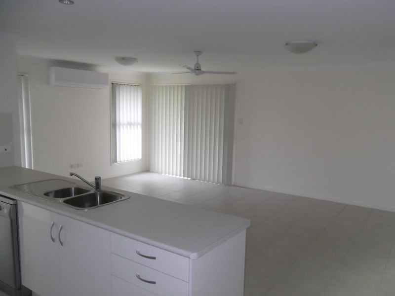 8 Jamieson Street, Gracemere QLD 4702