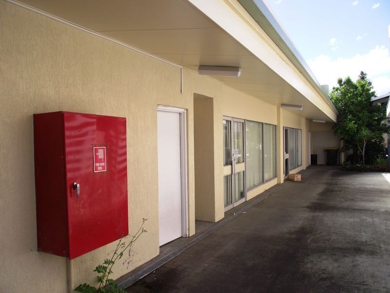 384-386 French Avenue, Frenchville QLD 4701