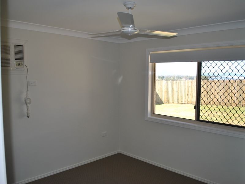 35 Burke And Wills Drive, Gracemere QLD 4702