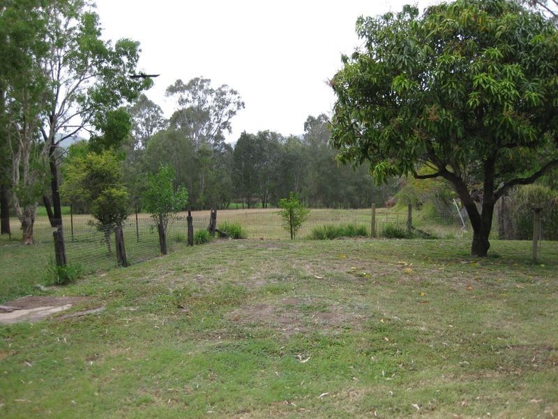 18 Hallett Street, Berserker QLD 4701