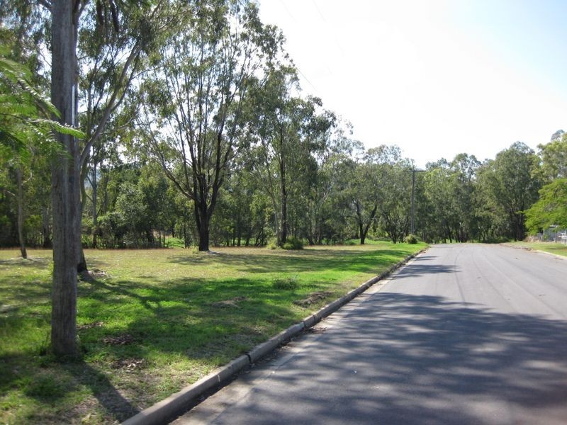 227 Peter Street, Berserker QLD 4701