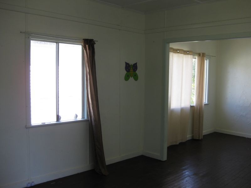 227 Peter Street, Berserker QLD 4701
