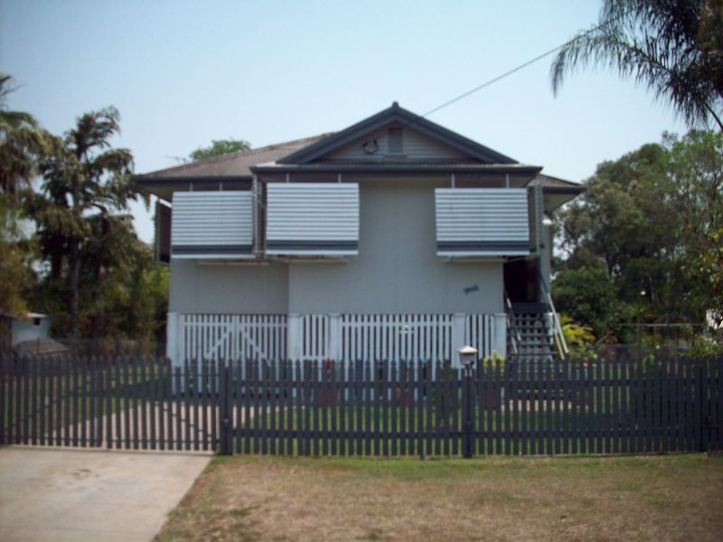 11 Bourke Street, Park Avenue QLD 4701