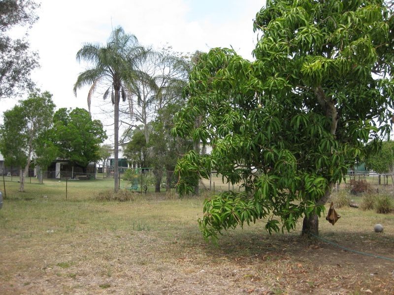 92 Berserker Street, Berserker QLD 4701