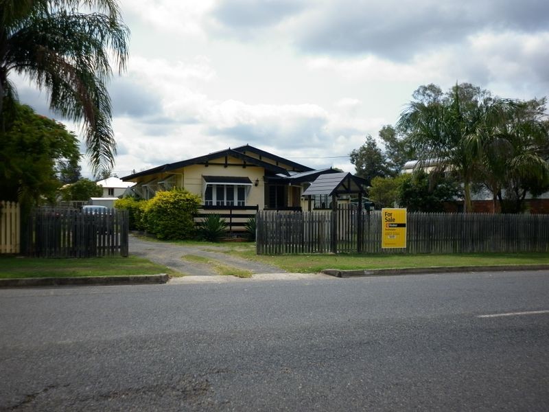 98 Berserker Street, Berserker QLD 4701