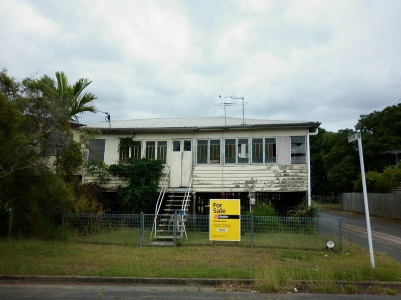 6 Francis Street, Depot Hill QLD 4700