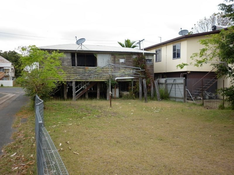 6 Francis Street, Depot Hill QLD 4700