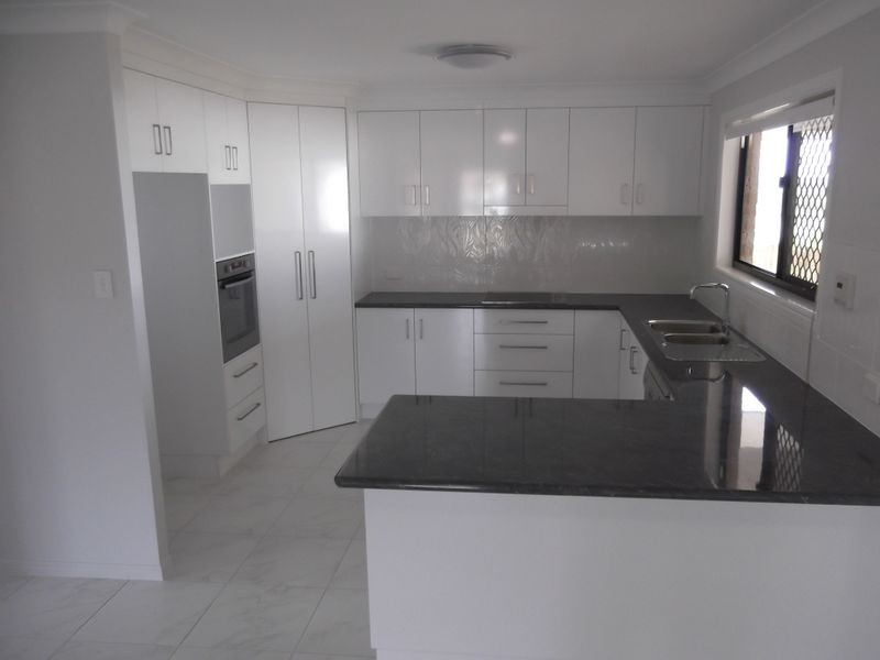 49 Burke and Wills Drive, Gracemere QLD 4702