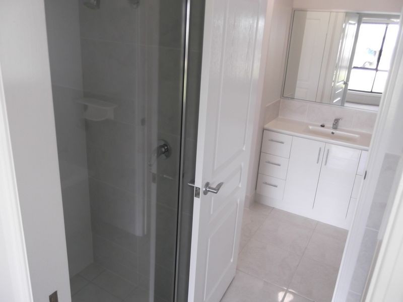 7 Tasman Court, Gracemere QLD 4702