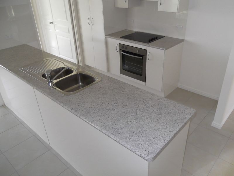 21 Wara Place, Gracemere QLD 4702