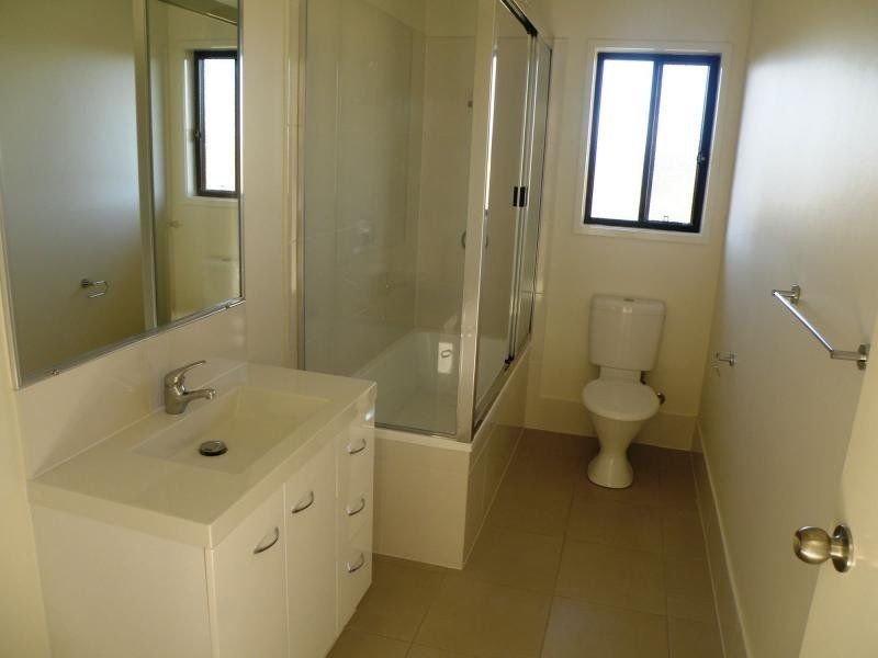 59 Burke and Wills Drive, Gracemere QLD 4702