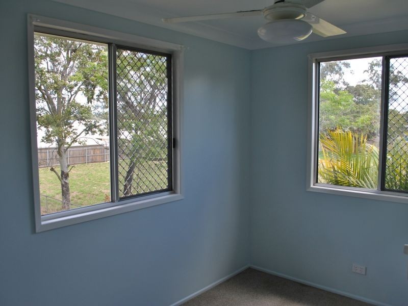 13 Barry Street, Gracemere QLD 4702