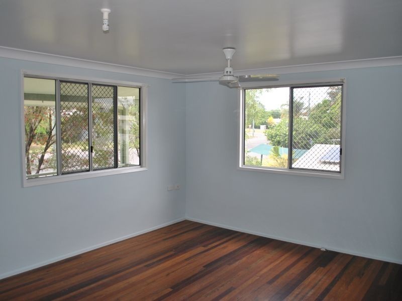 13 Barry Street, Gracemere QLD 4702