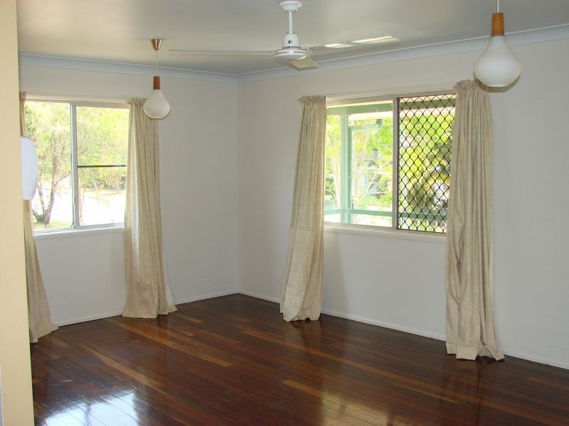 323 Blanchfield Street, Koongal QLD 4701